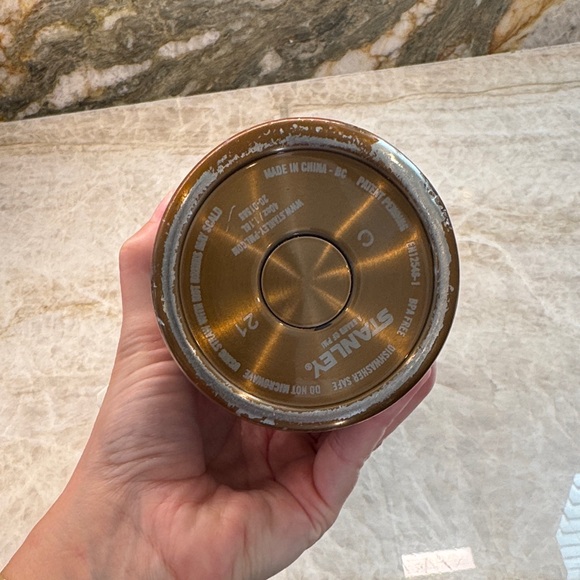 Stanley Copper Tumbler with Handle - Picture 4 of 5